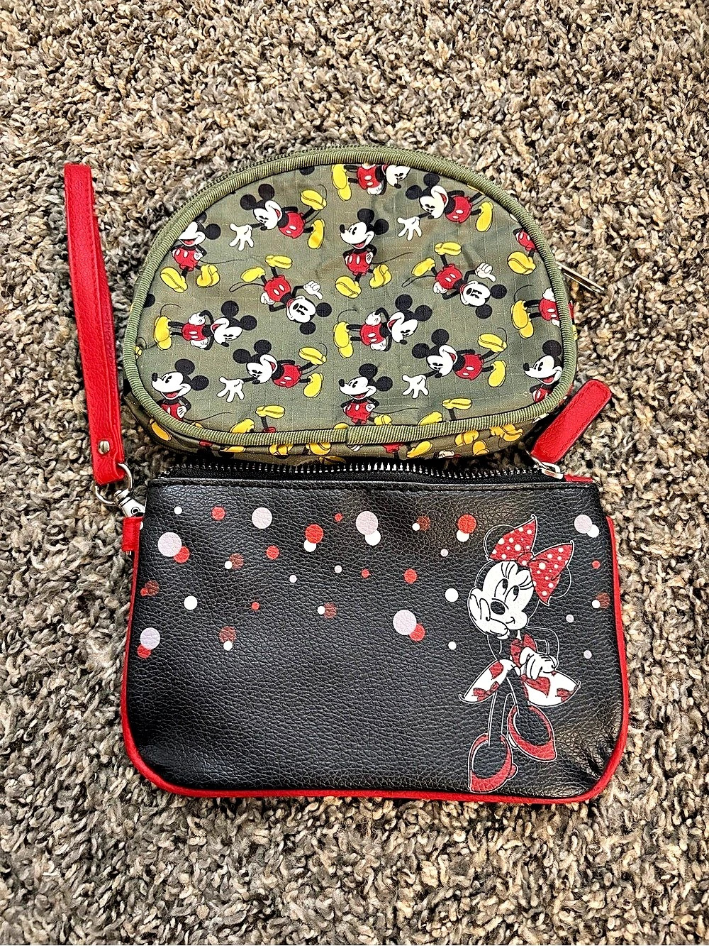 Disney Minnie Mouse Two-Piece  Bag Set in Black & Green